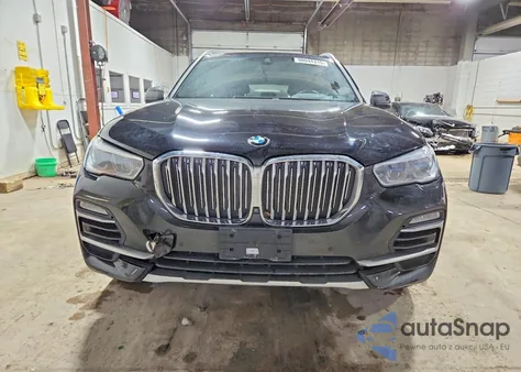 2021 BMW X5 xDrive40I z USA, uszkodzony, nr VIN 5UXCR6C02M9G05772